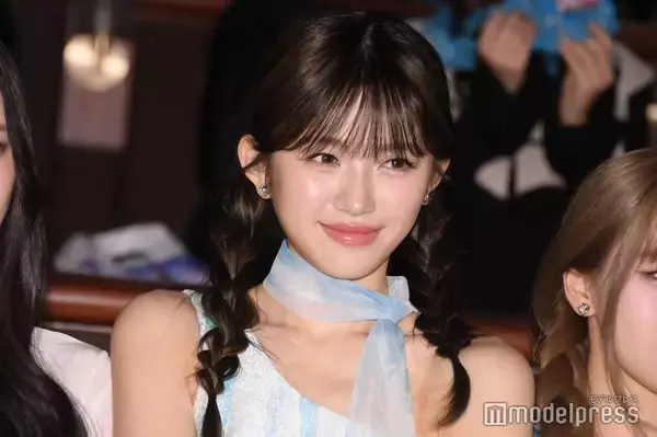 元ME:I加藤心、X開設 メガネ姿で振り向く近影公開