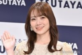 乃木坂46田村真佑、素肌輝くオフショルコーデに絶賛の声「白い妖精みたい」「可愛すぎる」