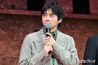 山田裕貴、1人だけ“衣装違い”？共演者からツッコまれ慌てふためく【キングダム 魂の決戦】