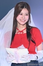 生見愛瑠、ベールで華やかアレンジ 多幸感溢れるランウェイに歓声【TGC2026 S/S】