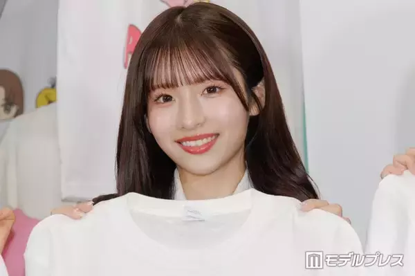 AKB48メンバー、ノースリ＆ミニ丈私服姿公開 浜松ショットに「上品で素敵」「ビジュ最強」の声