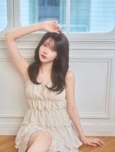 儚げキャバ嬢・かりなのアイメイクレシピ…中顔面短縮のこだわり＆2週間に1回まつ毛パーマ【モデルプレスインタビュー】