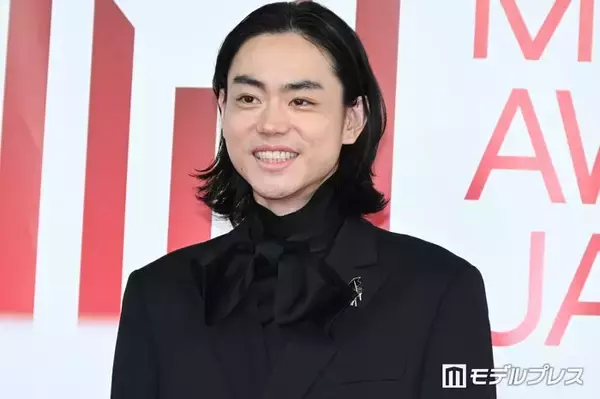 【MAJ2026】菅田将暉「MAJ」レカペ降臨 ファンに笑顔でピースサインも