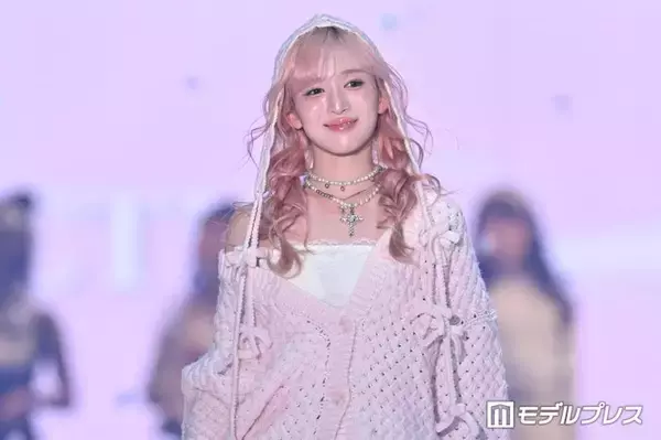 ME:I・SUZU（山本すず）、“変装なし”ディズニーショット公開「オーラが一際違う」「透明感すごい」の声