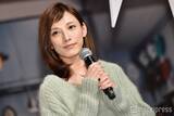 「加藤あい、ノースリーブから美肌のぞく ヒョウ柄ジャケットの着こなしに反響「いつ見ても綺麗」「攻めてる」」の画像1