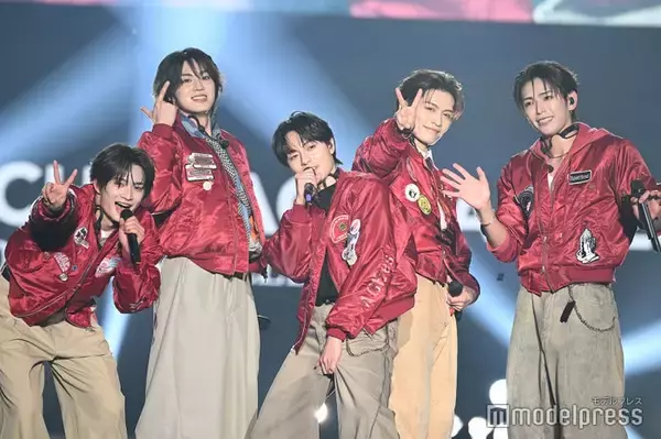 ACEes、シークレット登場で歓声止まず 揃いの赤ジャケット姿でSMAP・嵐・キンプリなどSTARTO名曲披露【TGCあいち・なごや2026】