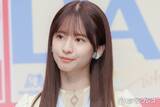 「乃木坂46菅原咲月、圧倒的美脚際立つソファショットにファン悶絶「スタイル抜群」「透明感が半端ない」」の画像1