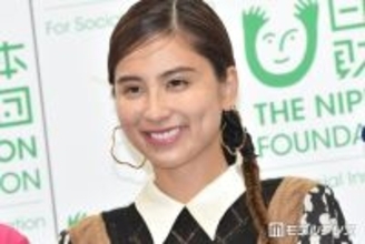 ラブリ、娘とのハグショット公開「美人親子」「口元そっくり」の声