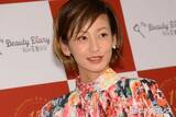 「西山茉希、チーズケーキ・塩麹チャーシュー…おもてなし手料理披露「お店みたいでびっくり」「何人前？」の声」の画像1