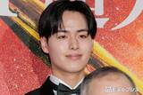 「「ボーイフレンド」シュン、養子縁組報告「人生でいちばん長く私を見捨てなかった人」里母との7歳からの関係明かす」の画像1