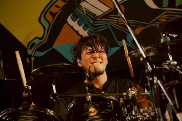 人気バンド・ROTTENGRAFFTY、ドラマーが活動休止「アルコール依存症および肘に慢性痛を抱えており」長期治療・リハビリが必要と判断【全文】