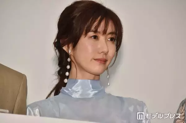 ともさかりえ、19歳当時の写真公開「美人すぎる」「大人びた表情にドキッとする」の声