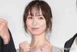 「篠田麻里子、娘との2ショット ホテルでの写真に「大きくなりましたね」「嬉しいサプライズですね」の声」の画像1
