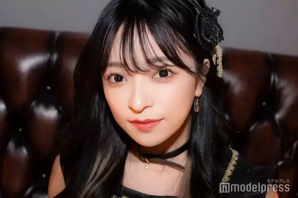 新婚のヘラヘラ三銃士さおりん、ラスベガスでのミニスカ美脚コーデ公開「スタイル良すぎ」「海外の街並みが似合う」の声