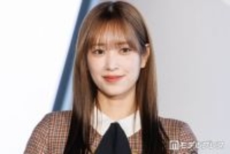 元日向坂46佐々木久美、手編みのチューリップ柄スカーフ公開「クオリティ高すぎ」「腰に巻くの可愛い」と反響