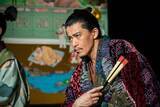「小栗旬「豊臣兄弟！」出演の決め手となった共演俳優の存在「僕にとって財産」本人が語る“首の傾き”裏話も【インタビュー前編】」の画像1
