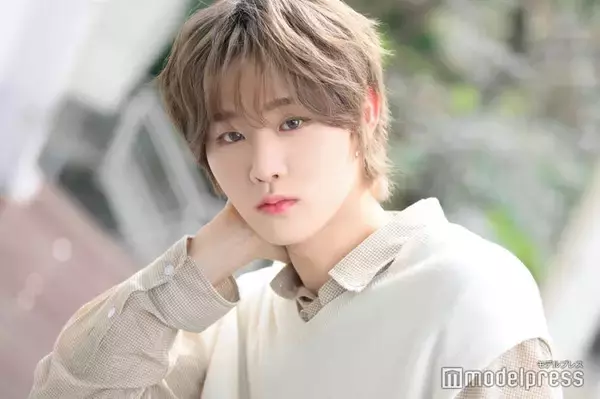 元EVNNEチ・ユンソ、所属事務所との専属契約終了を発表「今後の活動と方向性について深い議論を重ねた結果」