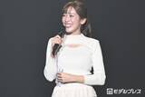 「元NHK中川安奈アナ、美ボディライン際立つノースリタイトワンピ姿に絶賛の声「上品な美しさ」「大人の女性の雰囲気が素敵」」の画像1