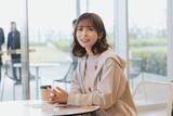 「長濱ねる、“笑顔”と“涙”の対照的な表情披露 中島健人主演映画「ラブ≠コメディ」場面写真公開」の画像1