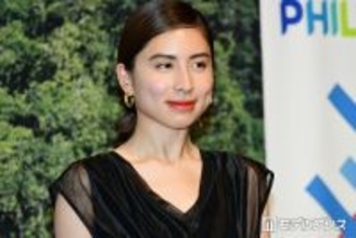 第2子妊娠中のラブリ「おいしい春、くるしいお腹」お腹ふっくらな妊婦ショット公開「コーデ可愛い」「愛おしい姿ですね」の声
