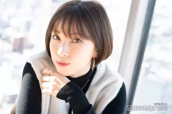 「バチェラー4」藤原望未、コート着こなし美太もも全開「美脚すぎる」「憧れるスタイル」絶賛の声