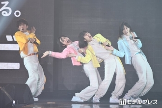 モナキ「TGC」初出演で2曲堂々披露 じんは“すっぴん”でパフォーマンス「メイク道具一式忘れまして」【TGC2026A/W】