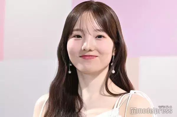 本田真凜、素肌際立つ純白ロングドレス姿で登場 “人生初の体験”を告白「禁止事項の1つだった」