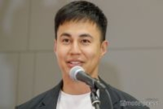 ユージ「マイバッハちゃん」“3000万超え”高級愛車との写真公開「かっこよすぎ」「羨ましい」と反響