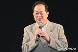 「【TGC松山2026】松山市長・野志克仁氏、歓声受け笑顔「元々アナウンサーで20年やっていた」愛媛出身・松本怜生と登場」の画像1