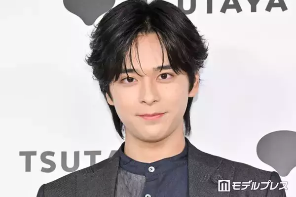 2.5次元「刀剣乱舞」で話題の大友至恩、憧れの俳優明かす「何、この表情変化？ってなって」【大友至恩1st写真集 FOCUS】