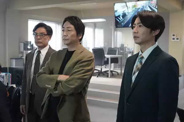【大追跡 Season2 第1話】伊垣（大森南朋）＆名波（相葉雅紀）、連続殺人の共通点に迫る 最先端デジタル捜査が暴く衝撃の真相とは