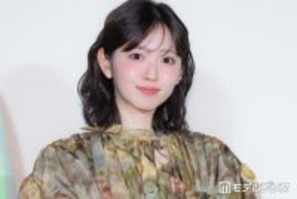 鈴木愛理、フリルミニスカから美脚スラリ「脚長すぎ」「骨格レベチ」とファン絶賛