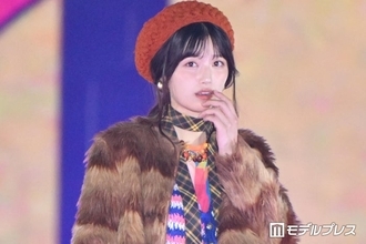 乃木坂46五百城茉央、“あざとポーズ”披露に客席悶絶 個性派スタイル着こなす【ガルアワ2026A/W】