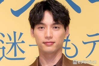 「ハイド＆シーク」福士蒼汰、肉体美際立つシャツはだけショット公開「彫刻みたい」「鍛え上げられてる」と反響