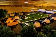 山梨に全室富士山ビューの「グランピングヴィレッジTOTONOI 富士山中湖」開業