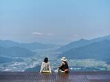 「福井・勝山の絶景スポット「JAMテラス」が連日盛況 空中散歩＆景色と楽しむグルメも好評」の画像1