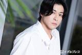 「「バチェロレッテ4 」山崎至「直感的にお互い感じていた」惹かれ合った部分 旅後に発見した平松里菜の新しい一面とは【全話ネタバレインタビュー】」の画像1