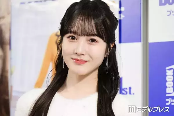 本田紗来、セットアップショーパンの“大学コーデ”披露「レベチスタイル」「同じ学校通いたい」の声