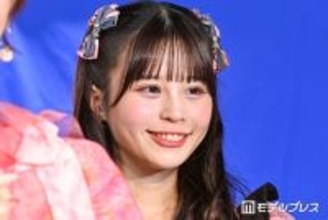 CANDY TUNE村川緋杏、タイでのピンク水着姿公開「スタイル抜群で絵になる」「まさにファビュラス」の声