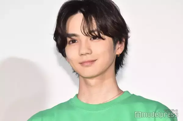 THE RAMPAGE吉野北人、胸元大胆シャツ姿で肉体美輝く「ビジュ最強」「セクシーすぎる」と反響