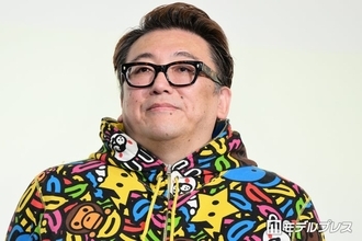 Snow Man向井康二「SAKAMOTO DAYS」撮影現場に来訪「めめこじたまらん」「差し入れの気遣い流石」福田雄一監督が3ショット公開