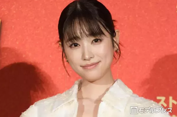 高橋ひかる「鶏肉たくさんデー」の食卓公開「彩りも品数も完璧すぎる」「レパートリーがすごい」の声