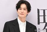 「岡田将生、約20年前の出来事を懺悔 染谷将太と初共演の学園ドラマ撮影で「明らかに隣のスタジオの方が…」【田鎖ブラザーズ】」の画像1