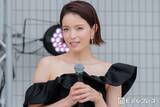 「知念里奈、長男の海外バレエ団入団を報告 ブダペストでのショットに「背が高くてかっこいい」「手脚の長さが際立ってる」の声」の画像1