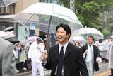 「仲野太賀＆池松壮亮、“豊臣兄弟”が「博多どんたく 港まつり」に出陣 雨の沿道歩き盛り上げる」の画像1