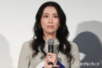 雛形あきこ、俳優夫から結婚記念日にもらったものが話題「センス抜群」「豪華で華やか」
