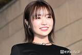「大原優乃、美デコルテ際立つベアトップ衣装ショットに反響「鎖骨くっきりで美しい」「大人っぽくて素敵」」の画像1