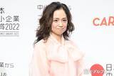 「永作博美、夫役芸人からの差し入れ公開「大量」「センスいい」などの声」の画像1