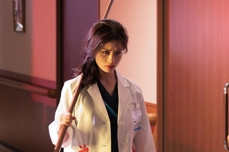 橋本環奈、役との共通点に「私のこと言っているのかな」吉田鋼太郎は“最高の親父”【「ヤンドク！」インタビュー】