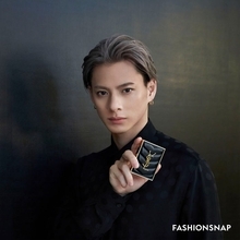 平野紫耀、端整な顔立ち際立つ「YSL BEAUTY」スペシャルコンテンツ公開